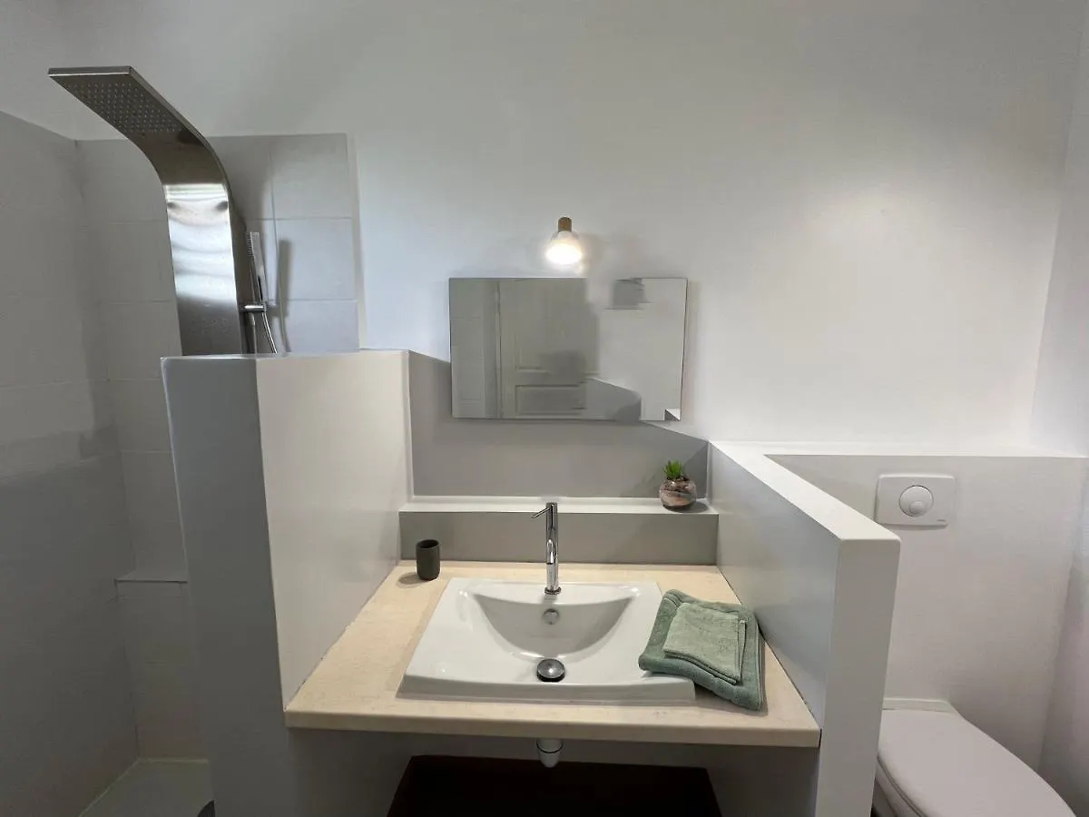 Chambre Paradise Bed & Breakfast Lamentin 0*,  Guadeloupe